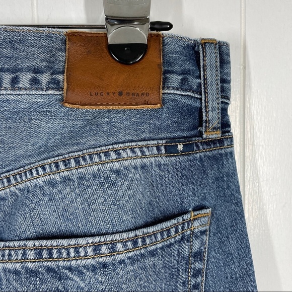 Lucky Brand Men's 221 Original Straight Blue Jeans Size 33/32 - Picture 9 of 11
